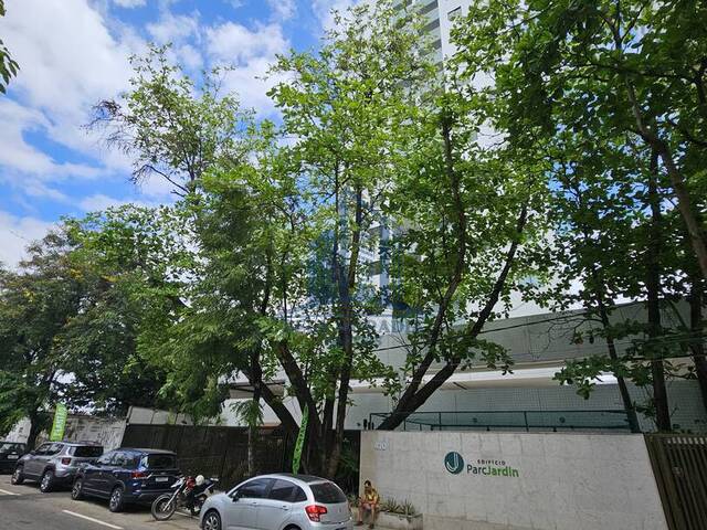 #43 - Apartamento para Venda em Recife - PE