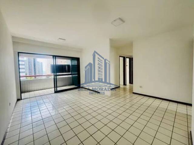 #84 - Apartamento para Venda em Recife - PE